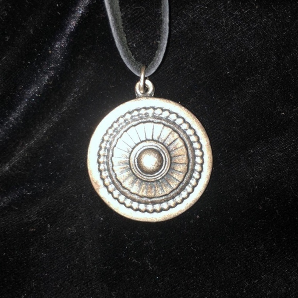Silver Toned Pendant